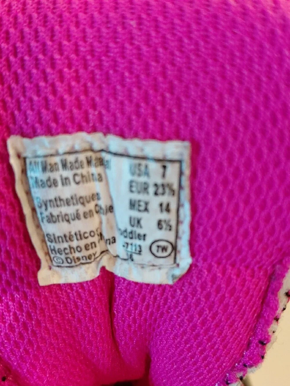 Disney Black and Pink Girls' Slip-On Sneakers with Minnie Accents..SIZE 7W